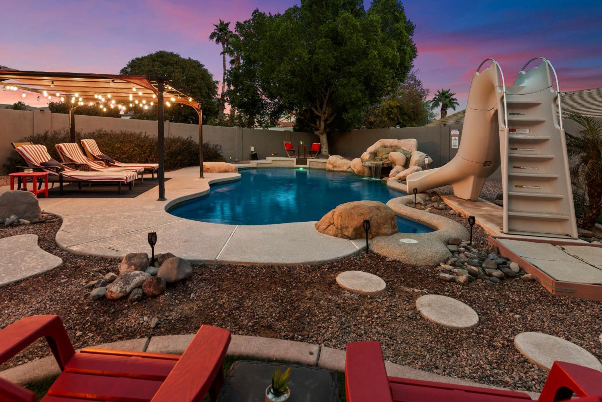 5 Bedroom 4 Bath Boutique Home Premium Location + Heated Pool Option Glendale Eksteriør billede